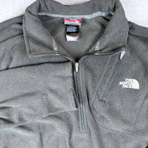 The North Face Canyonlands Men's Large Black 1/4 Zip Long Sleeve Top Fleece